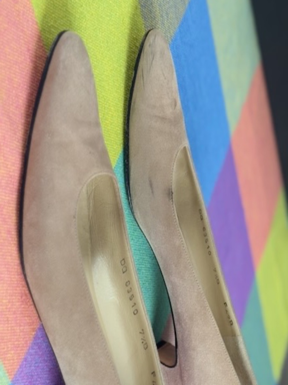 Salvatore Ferragamo 7.5B tan suede Leather Women's Pumps: Italy